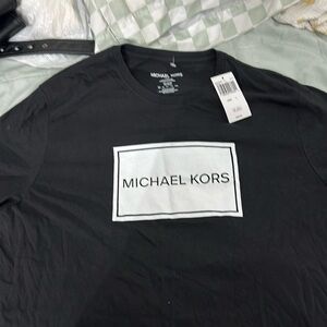 NWT Micheal kors black t shirt sz lrg